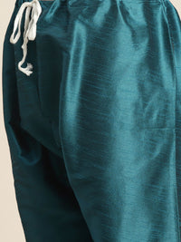 SOJANYA Men Green Kurta with Churidar
