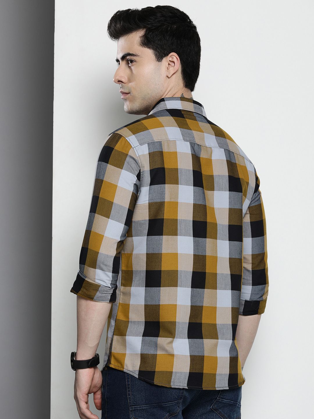 The Indian Garage Co Men Yellow Checked Casual Shirt