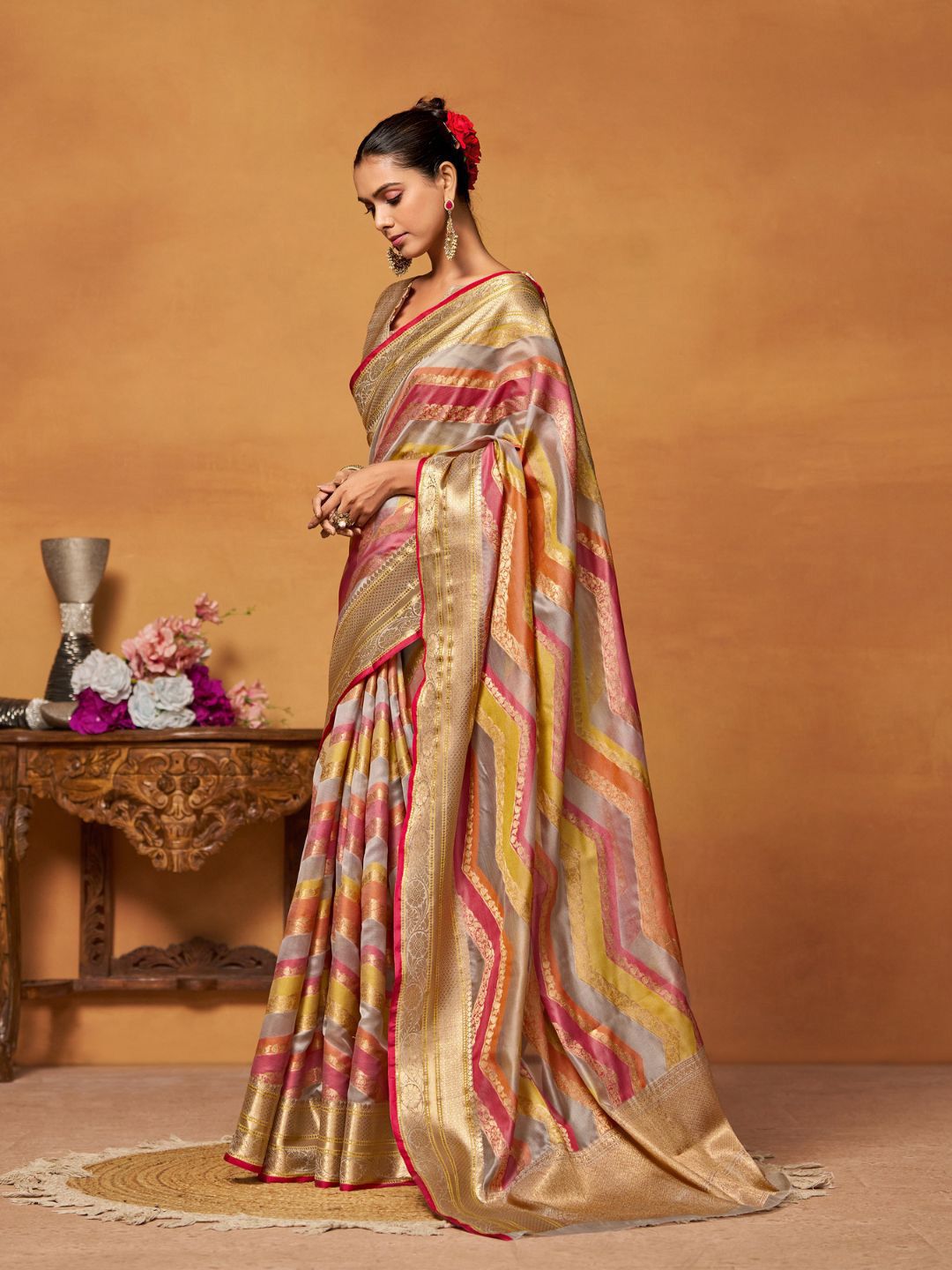 KALINI Women Silk Blend Woven Banarasi Saree With Blouse Piece