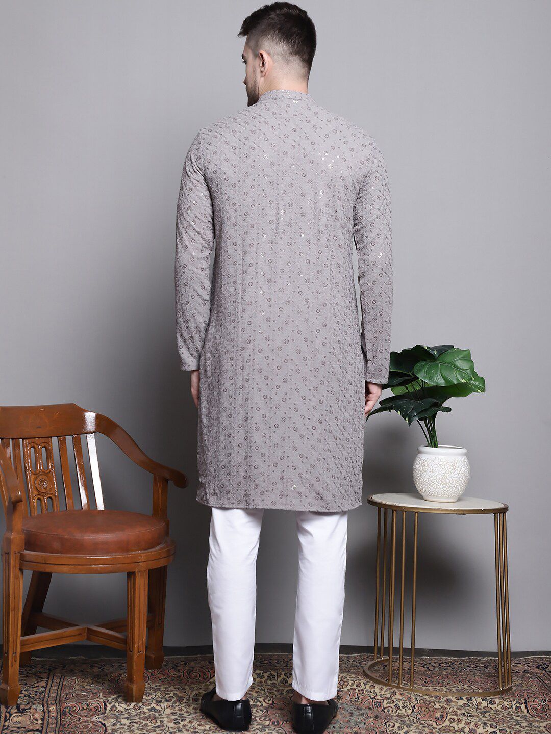 Jompers Floral Embroidered SequinnedStraight Kurta With Pyjamas