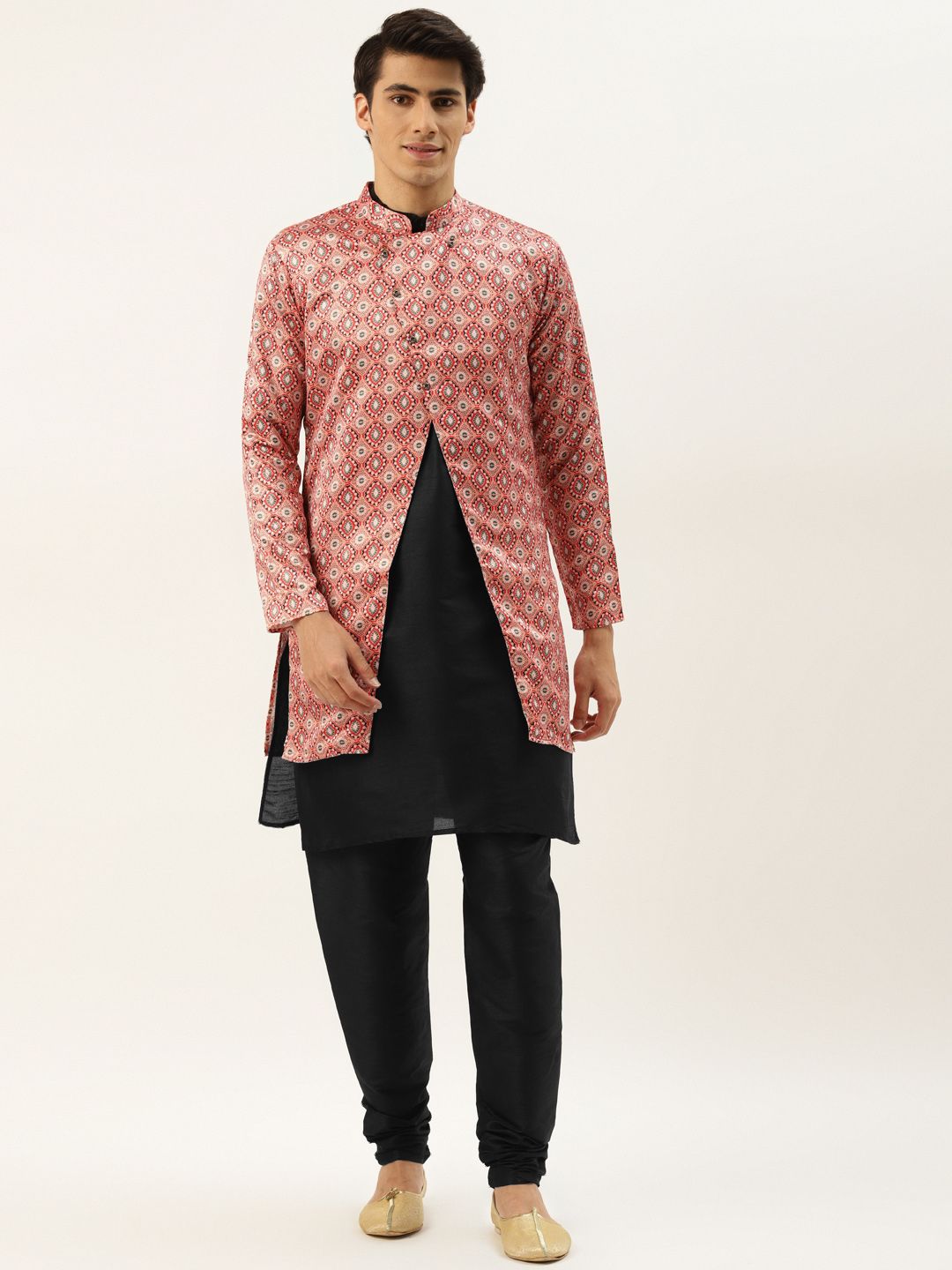 SOJANYA Kurta Solid Berwarna Hitam & Peach Lelaki dengan Churidar & Jaket
