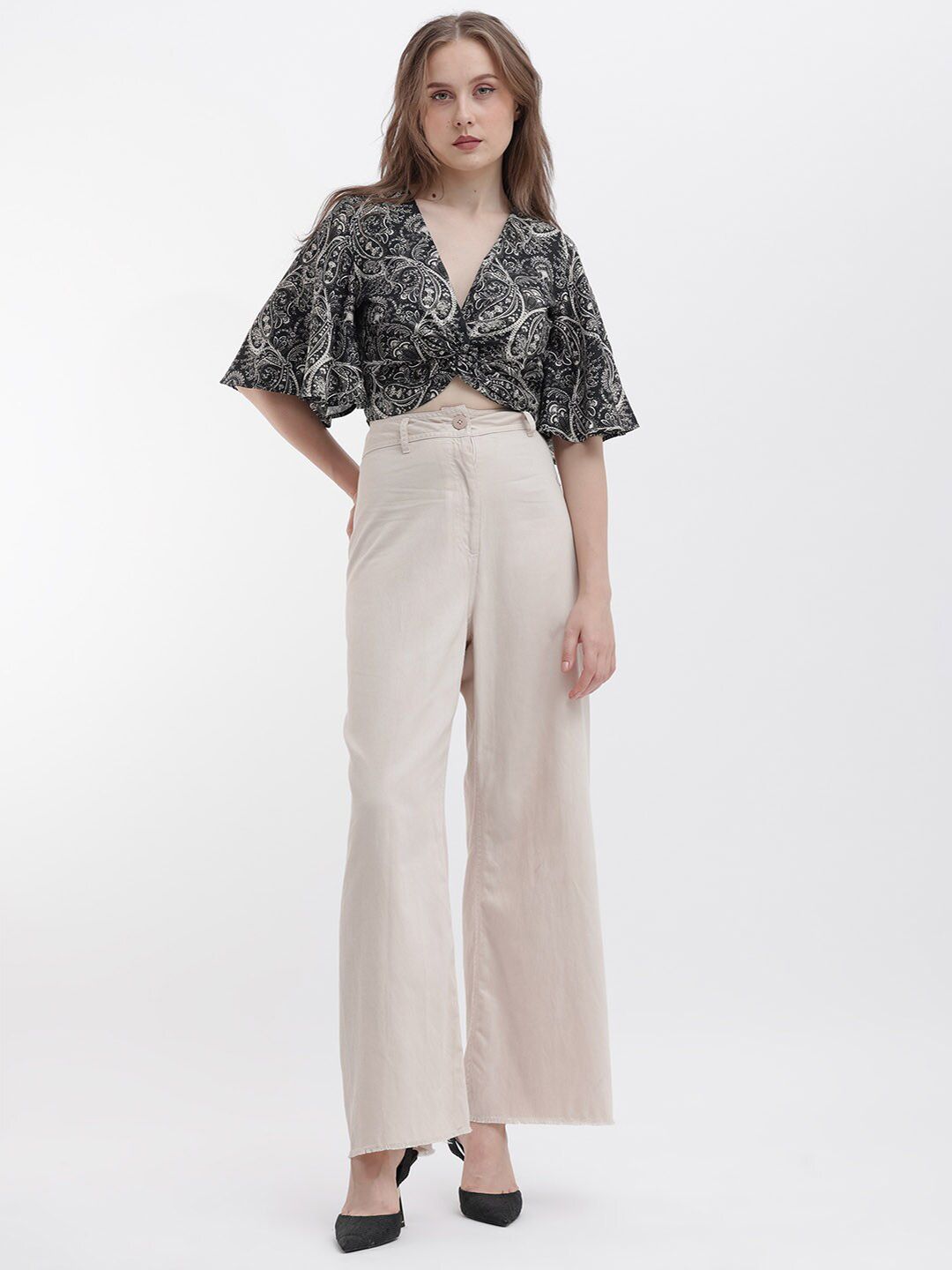 RAREISM Ethnic Motifs V-Neck Cotton Twisted Crop Top