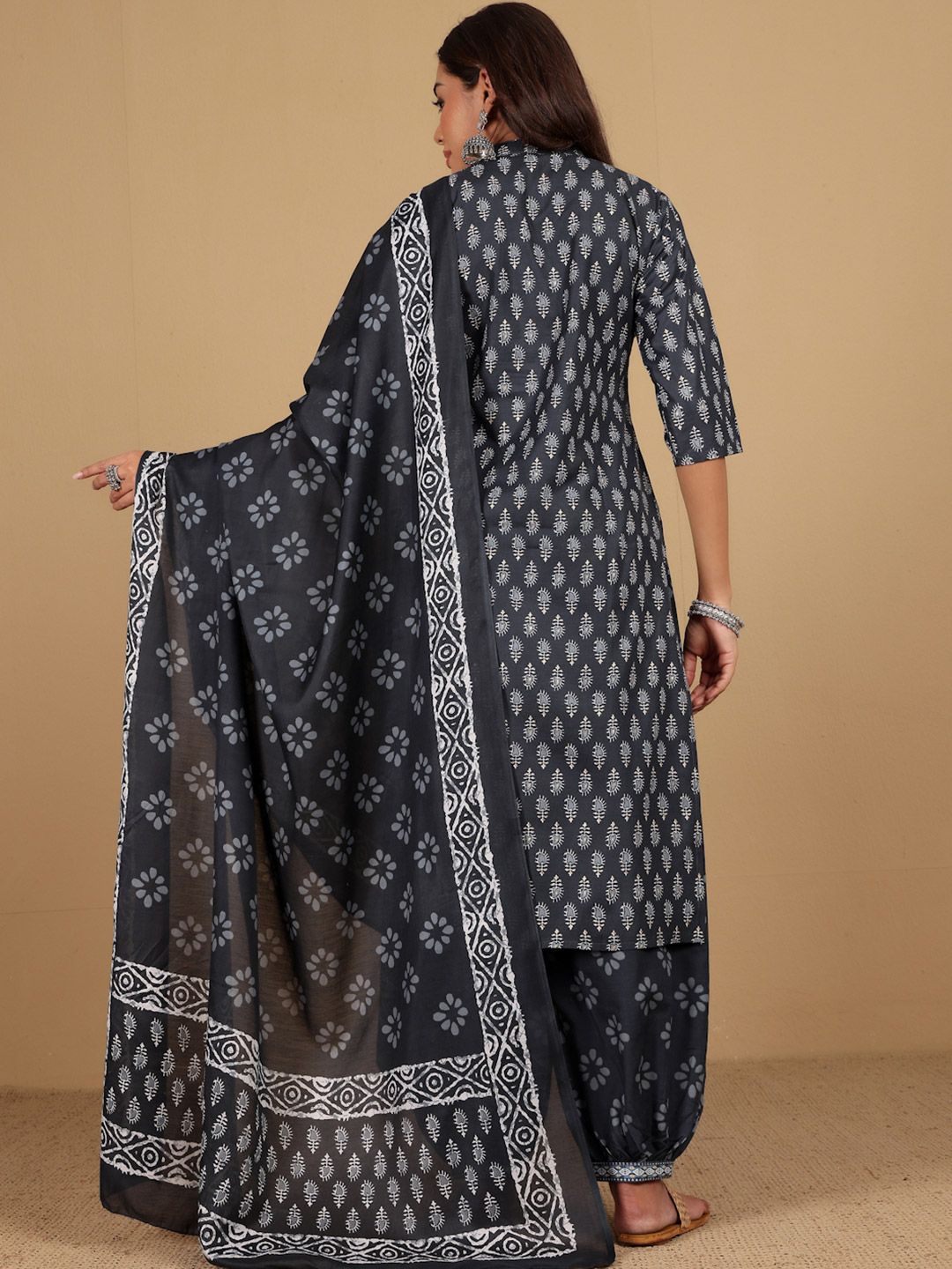 Varanga Floral Printed V-Neck Angrakha Straight Kurta With Salwar And Dupatta
