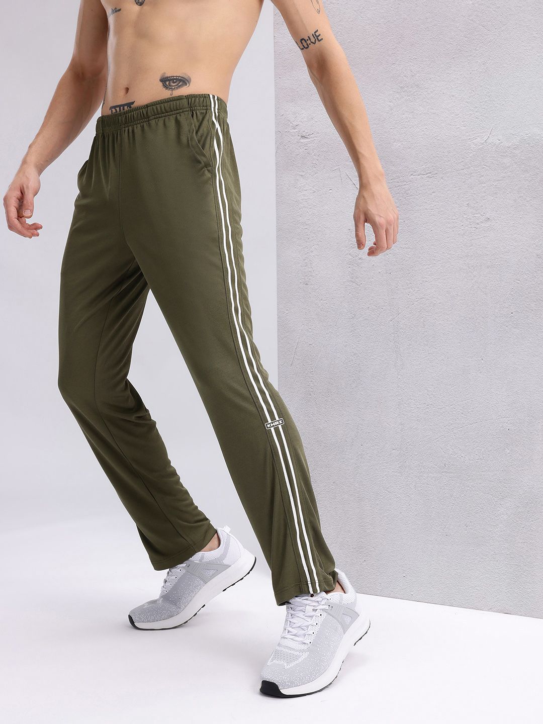 HRX by Hrithik Roshan Men Side Stripes Rapid-Dry Training Track Pants