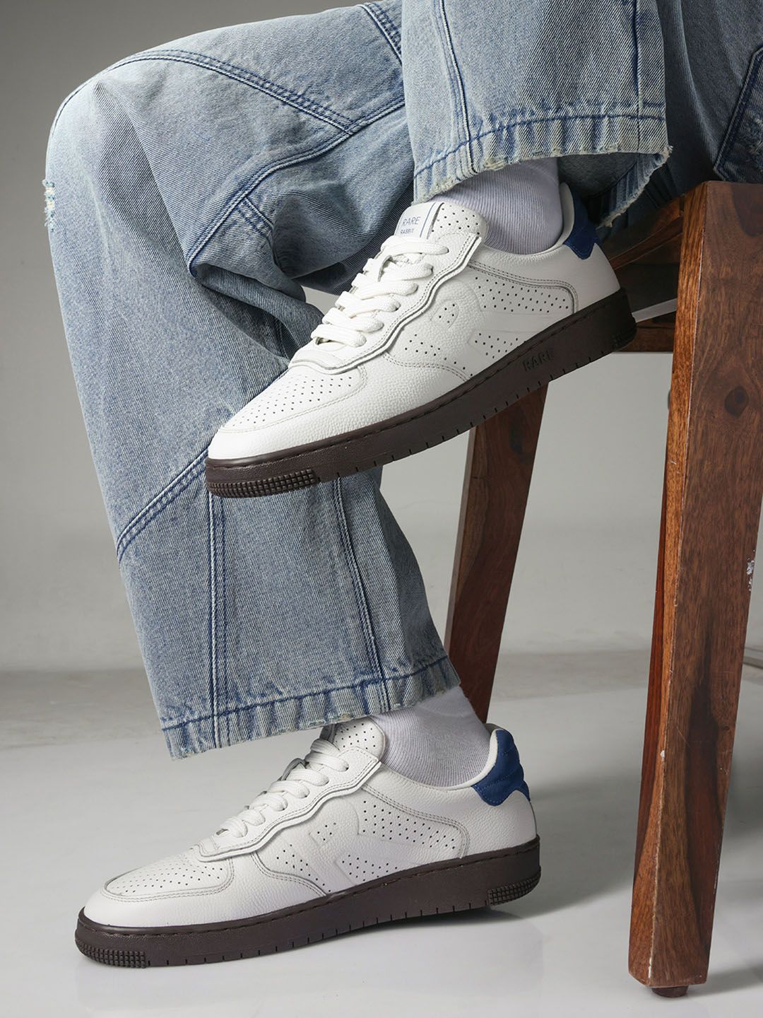 RARE RABBIT Men Perforations Round Toe Leather Sneakers