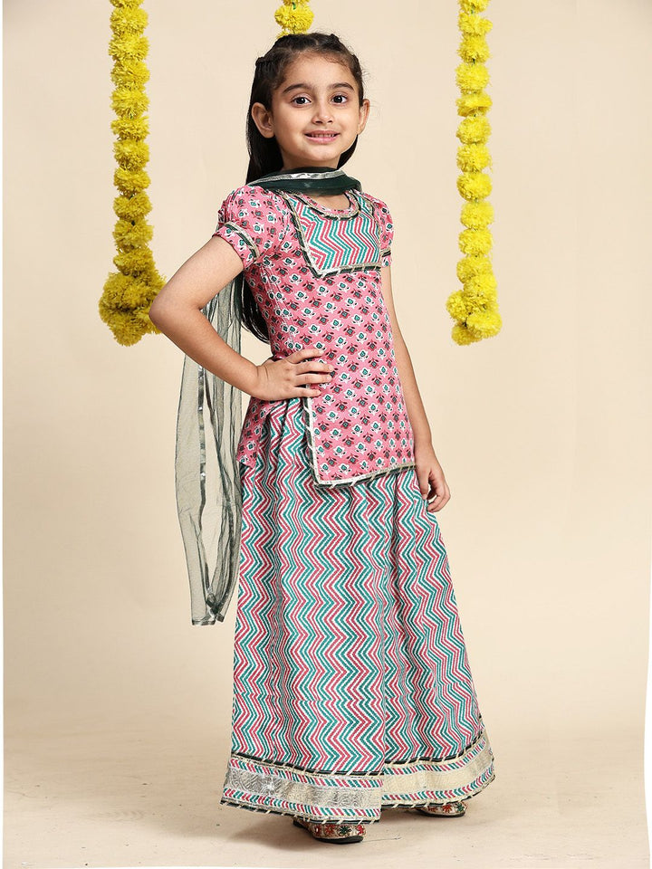 Cutiekins Girls Chevron Printed Cotton Ready to Wear Lehenga & Blouse With Dupatta