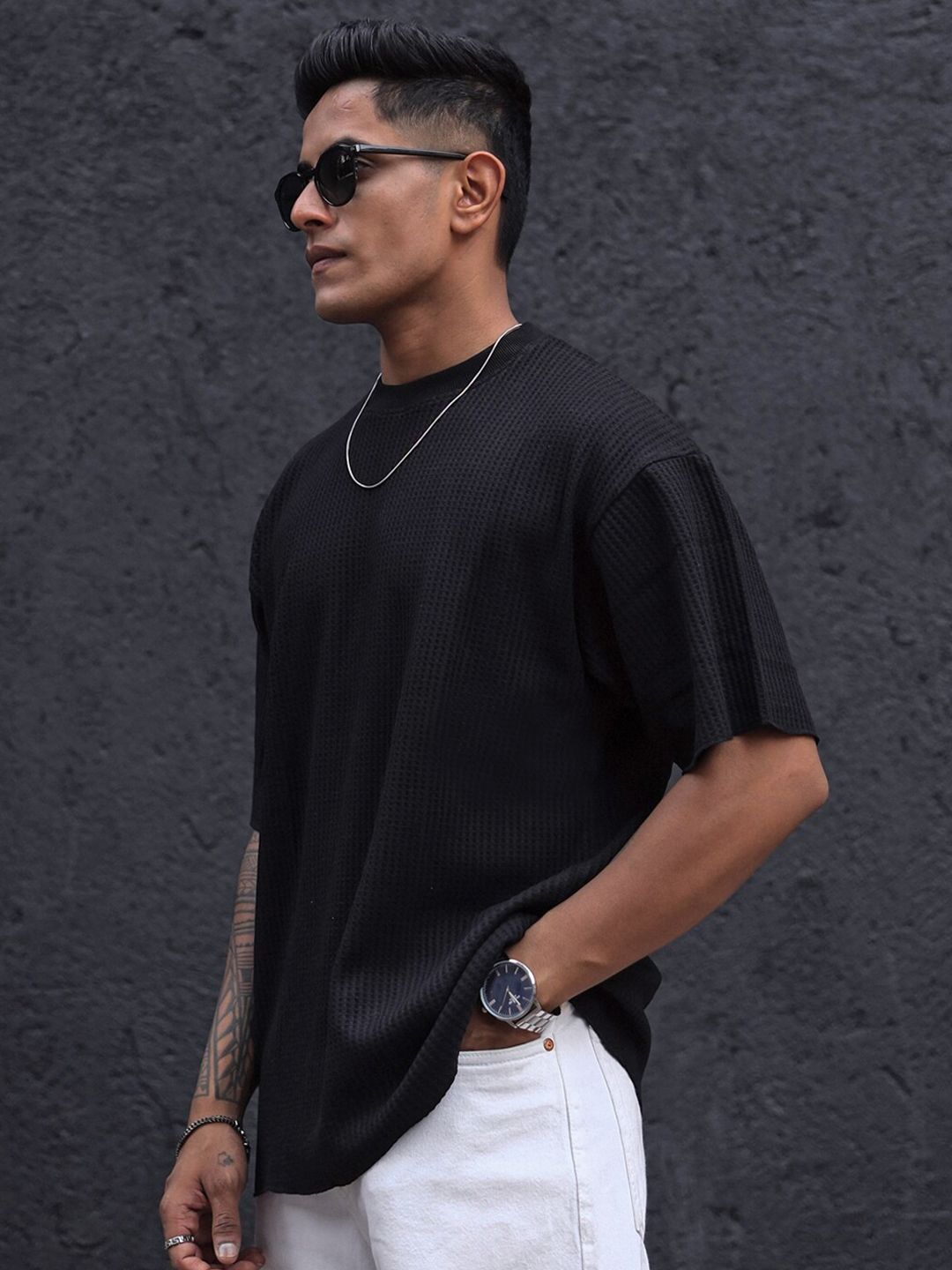 Powerlook Men Solid Oversized Round Neck T-shirt