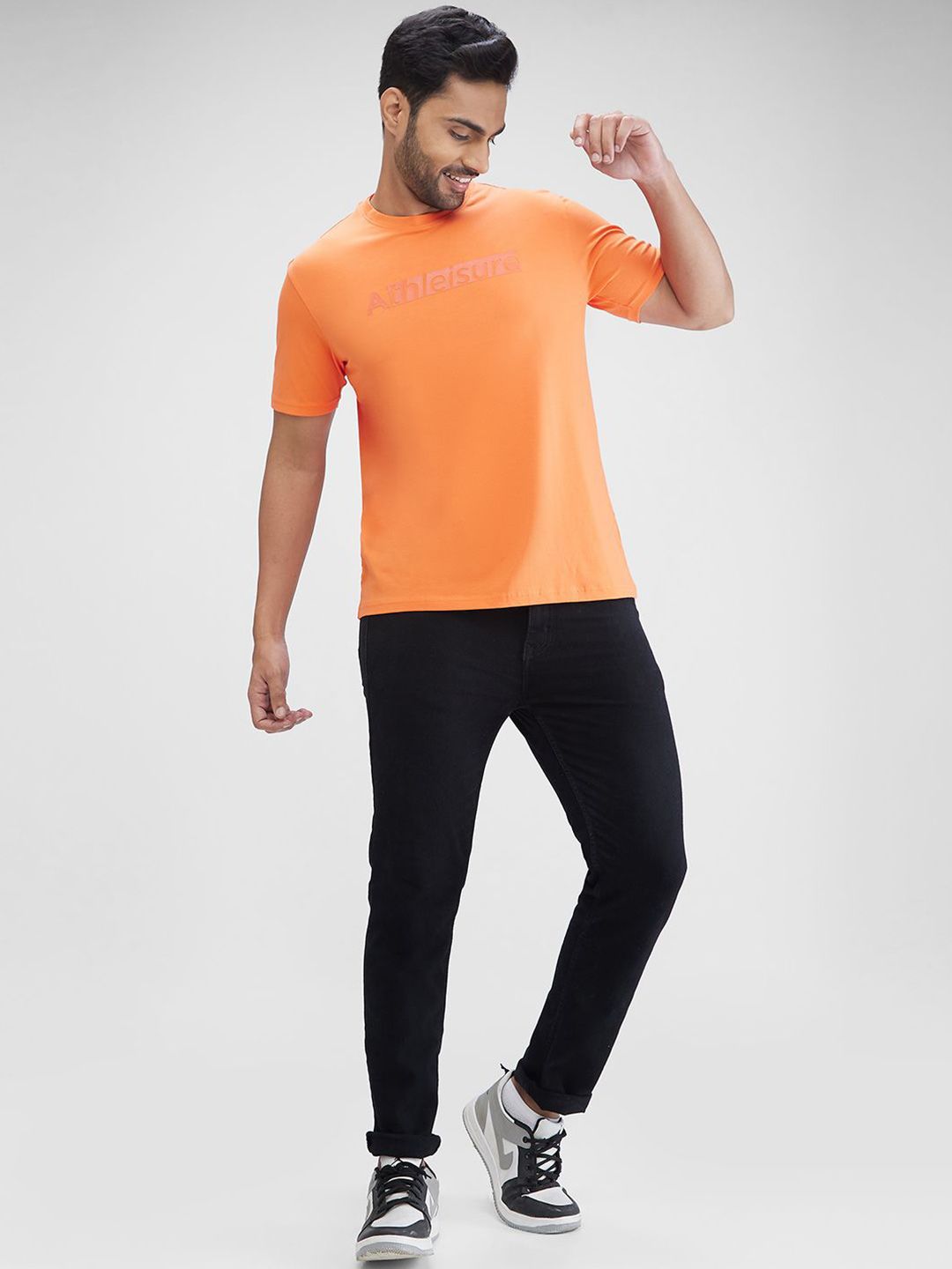 Park Avenue Men Slim Fit T-shirt