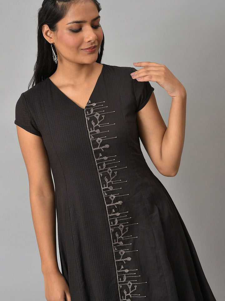 W Women Brown Ethnic Motifs Embroidered Thread Work Kurta
