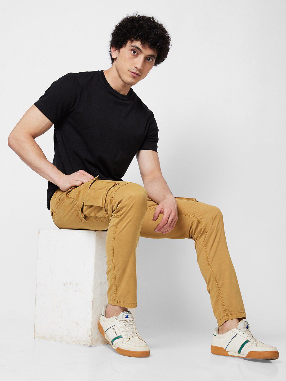SPYKAR Men Mid Rise Regular Fit Cargos Cotton Trousers