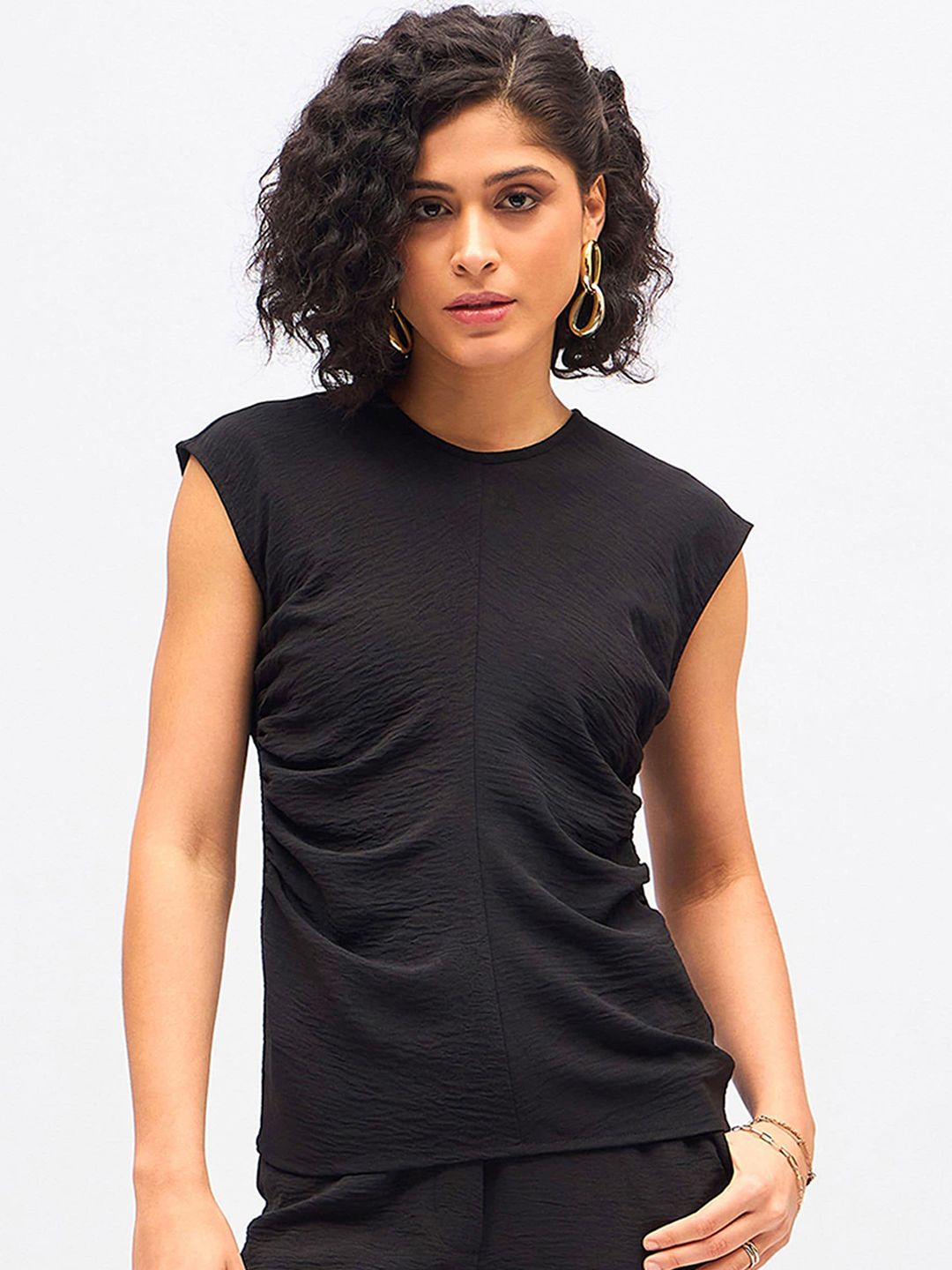 SASSAFRAS Black Pleated Sleeveless Top With Trouser