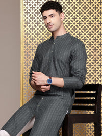 House of Pataudi Men Dobby Regular Jashn Kurta with Trousers