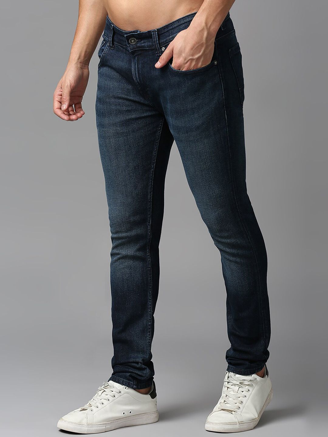 SPYKAR Men Cotton Slim Fit Low-Rise Light Fade Stretchable Jeans