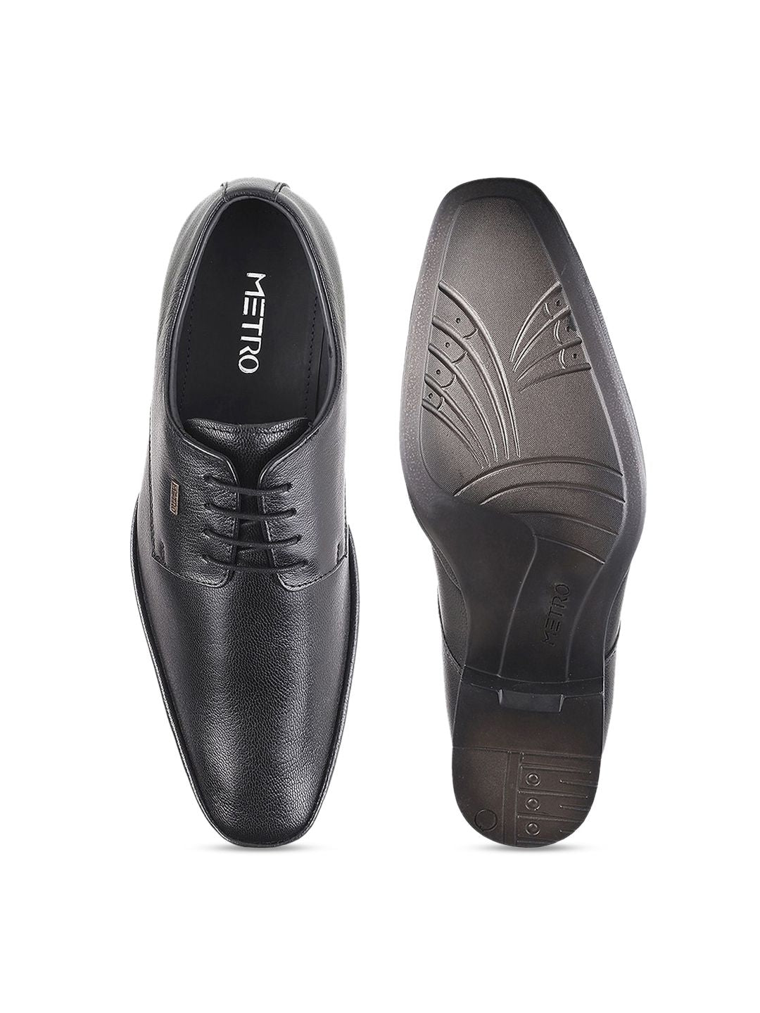 Metro Men Black Textured Leather Formal Derbys
