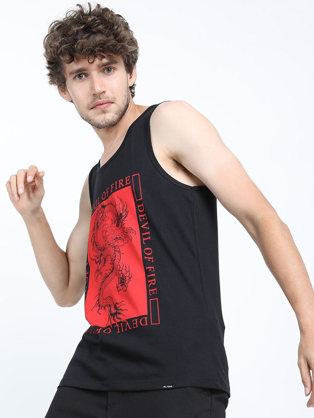 HIGHLANDER Men Black Printed Slim Fit Cotton T-shirt