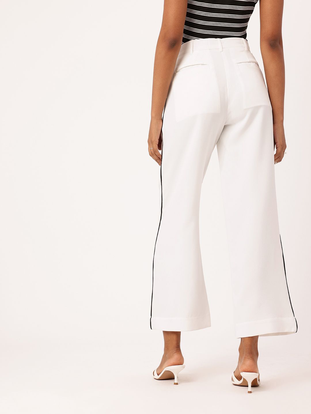 DressBerry Women Modern Touch Side Piping Detail Pleated Trousers
