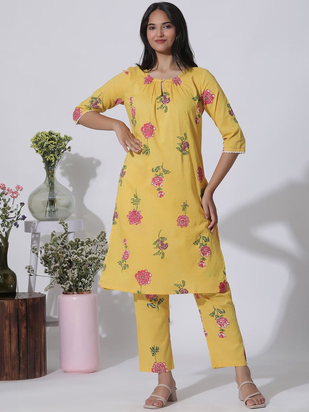 W Floral Printed Keyhole Neck Regular Thread Work Pure Cotton Kurta With Trousers