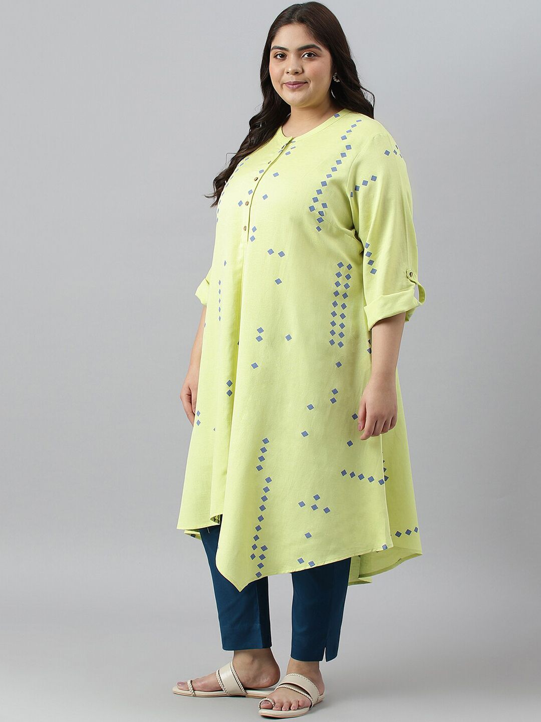 W Women Plus SizeRound Neck Geometric Printed Kurta