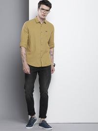 The Indian Garage Co Men Slim Fit Solid Linen Resortwear Shirt