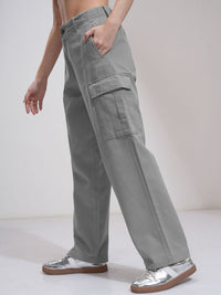 Tokyo Talkies Women Solid Straight FIt Cargo Pants