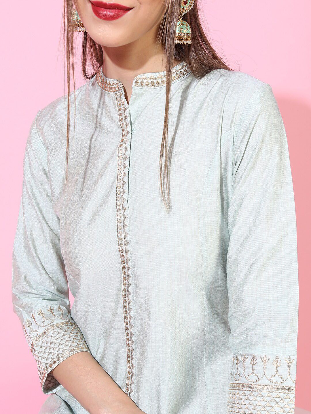 Vishudh Women Green Solid Viscose Rayon Kurta with Trouser