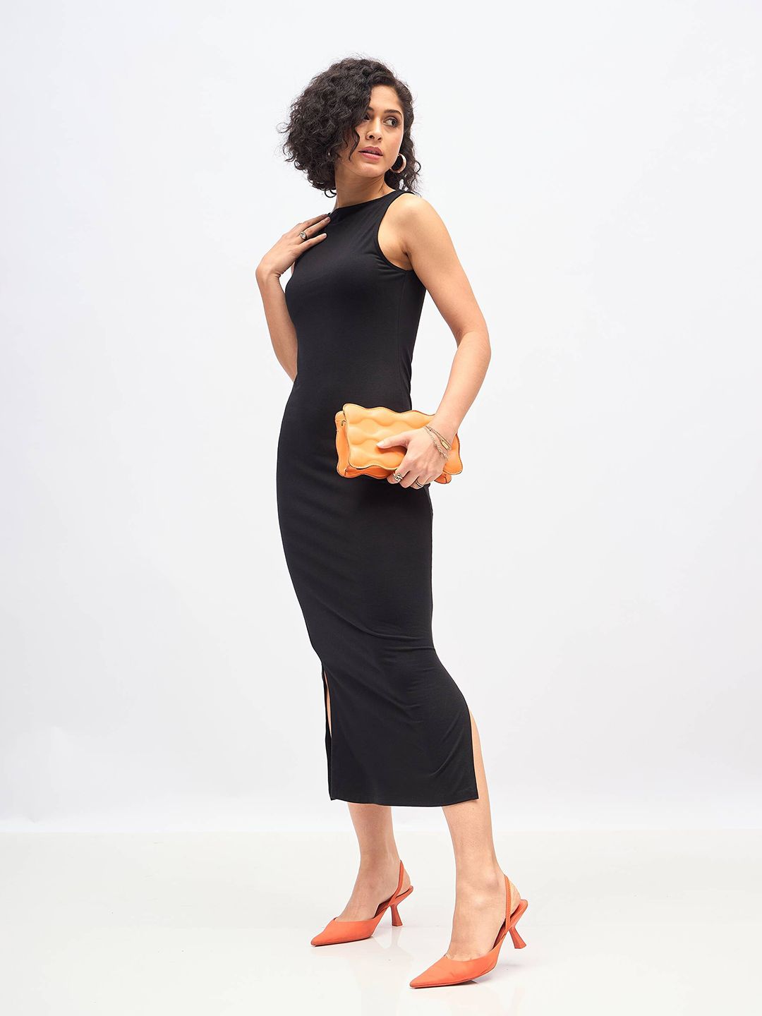 SASSAFRAS Black Bodycon Midi Dress