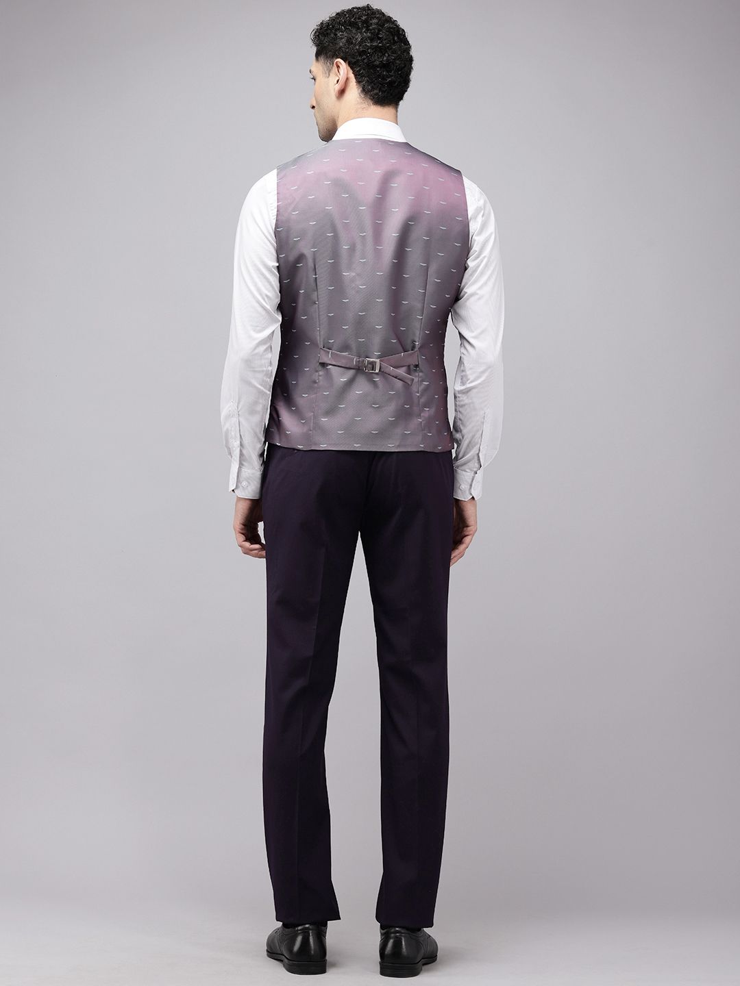 Park Avenue Super Slim Fit Self Design Notched Lapel Single-Breasted 3 Piece Suits