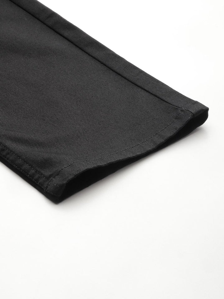 Menjadi Lelaki Manusia Pepejal Mid-Rise Regular Fit Chinos