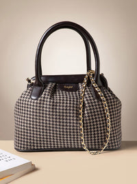 Berrylush Checked Bucket Handheld Bag