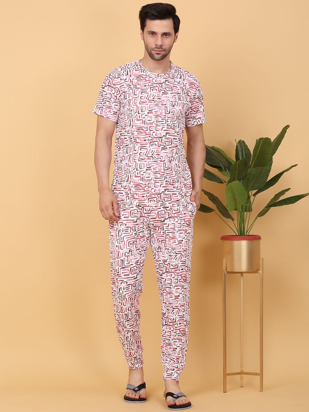 Sweet Dreams Pink & White Abstract Printed Round Neck Night suit
