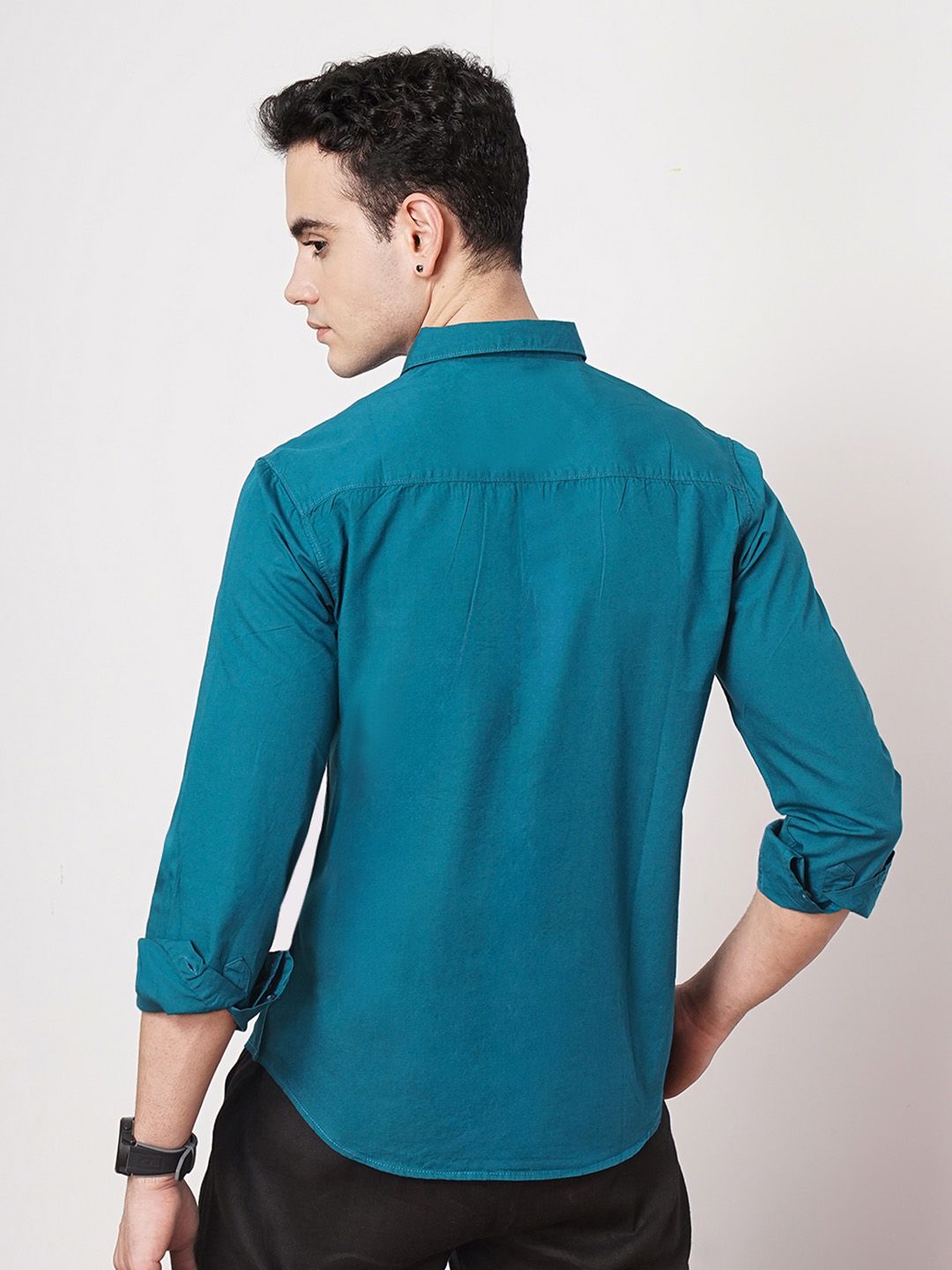 The Indian Garage Co Men Teal Blue Solid Pure Cotton Casual Shirt