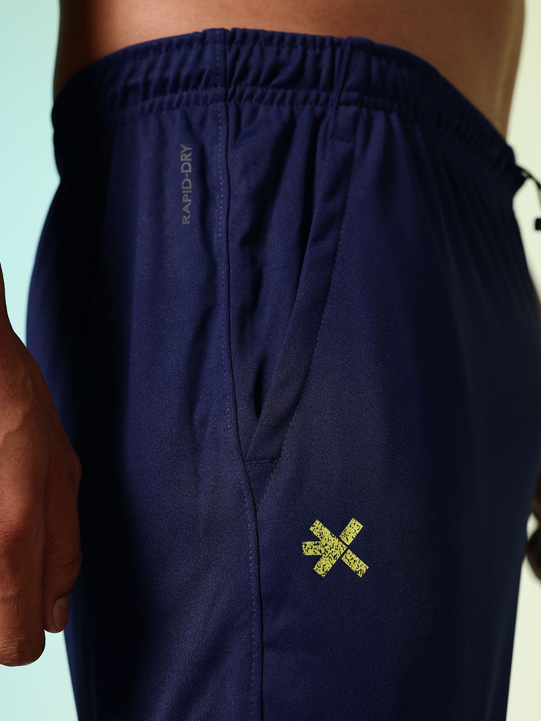 HRX by Hrithik Roshan Men Rapid-Dry Retro Brand Logo Printed Training Cargo Joggers