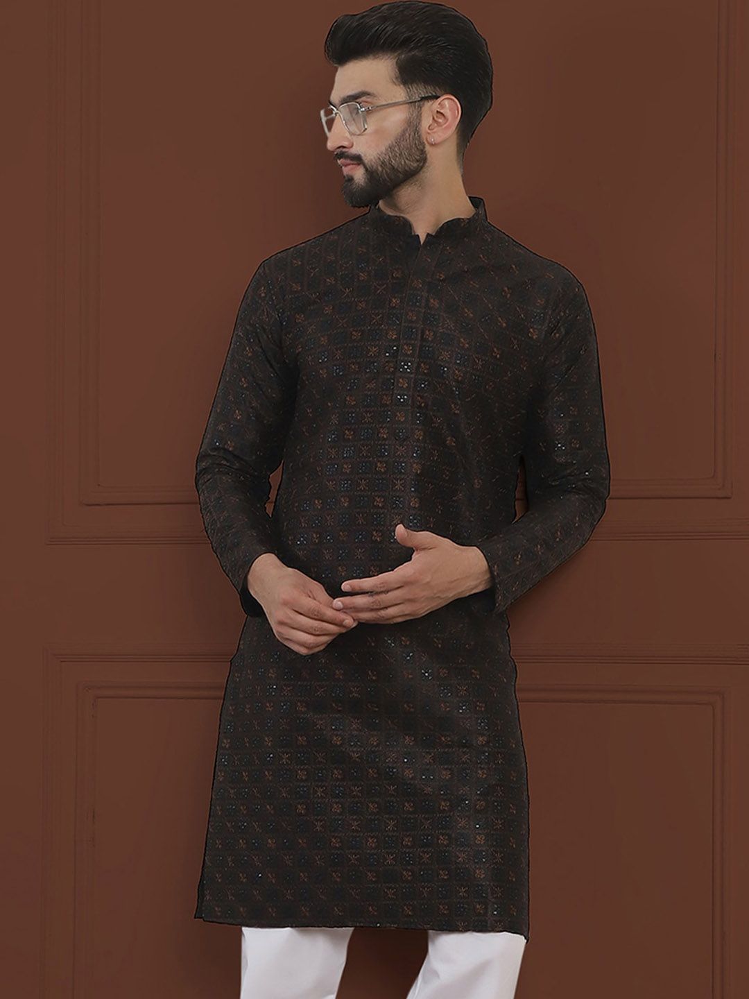 SOJANYA LUXE Floral Embroidered Sequinned Mandarin Collar Cotton Silk Straight Kurta