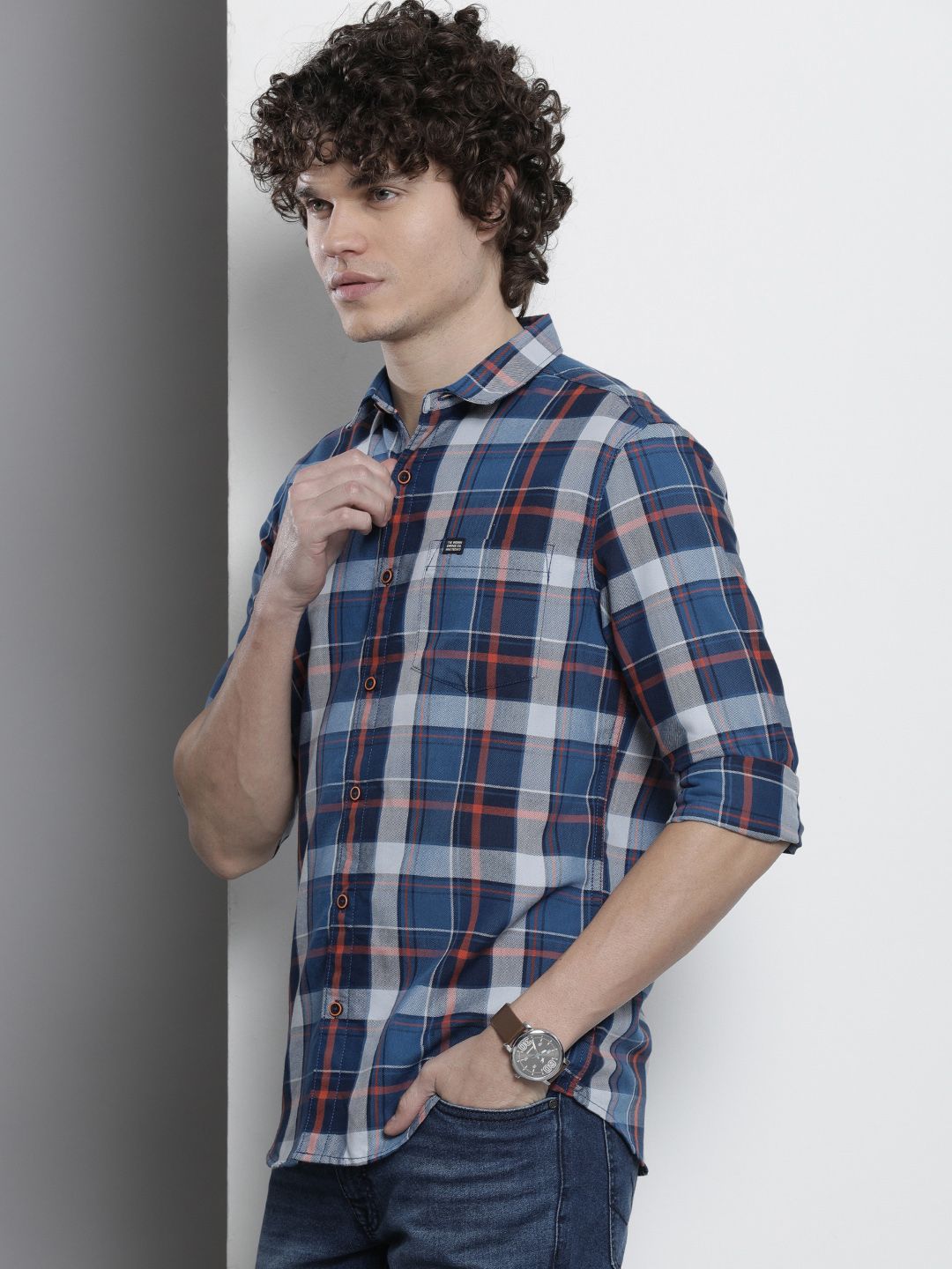The Indian Garage Co Men Checked Casual Shirt