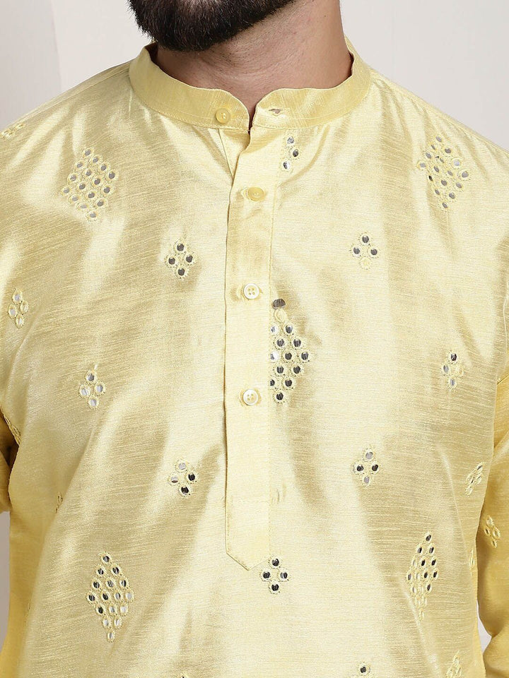 SOJANYA Embroidered Mirror Work Kurta