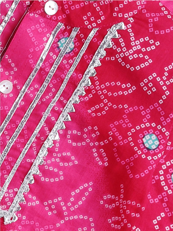 VASTRAMAY Boys Bandhani Printed Band Collar Pure Cotton Straight Kurta With Pyjamas