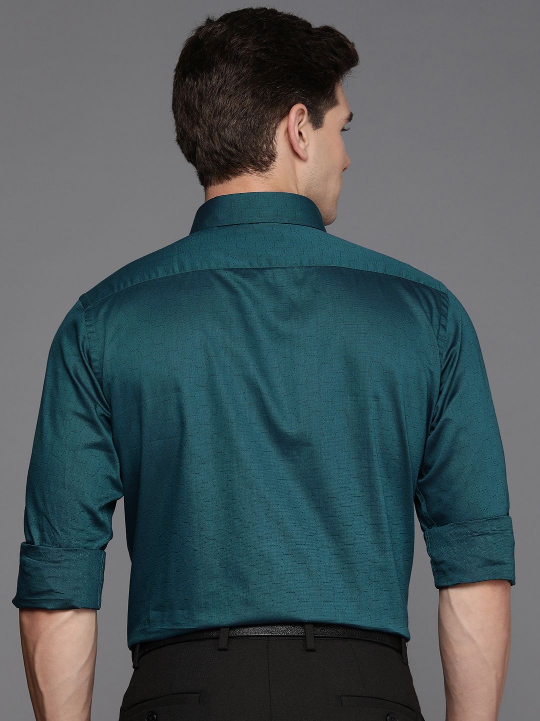 Raymond Pure Cotton Textured Slim Fit Opaque Formal Shirt