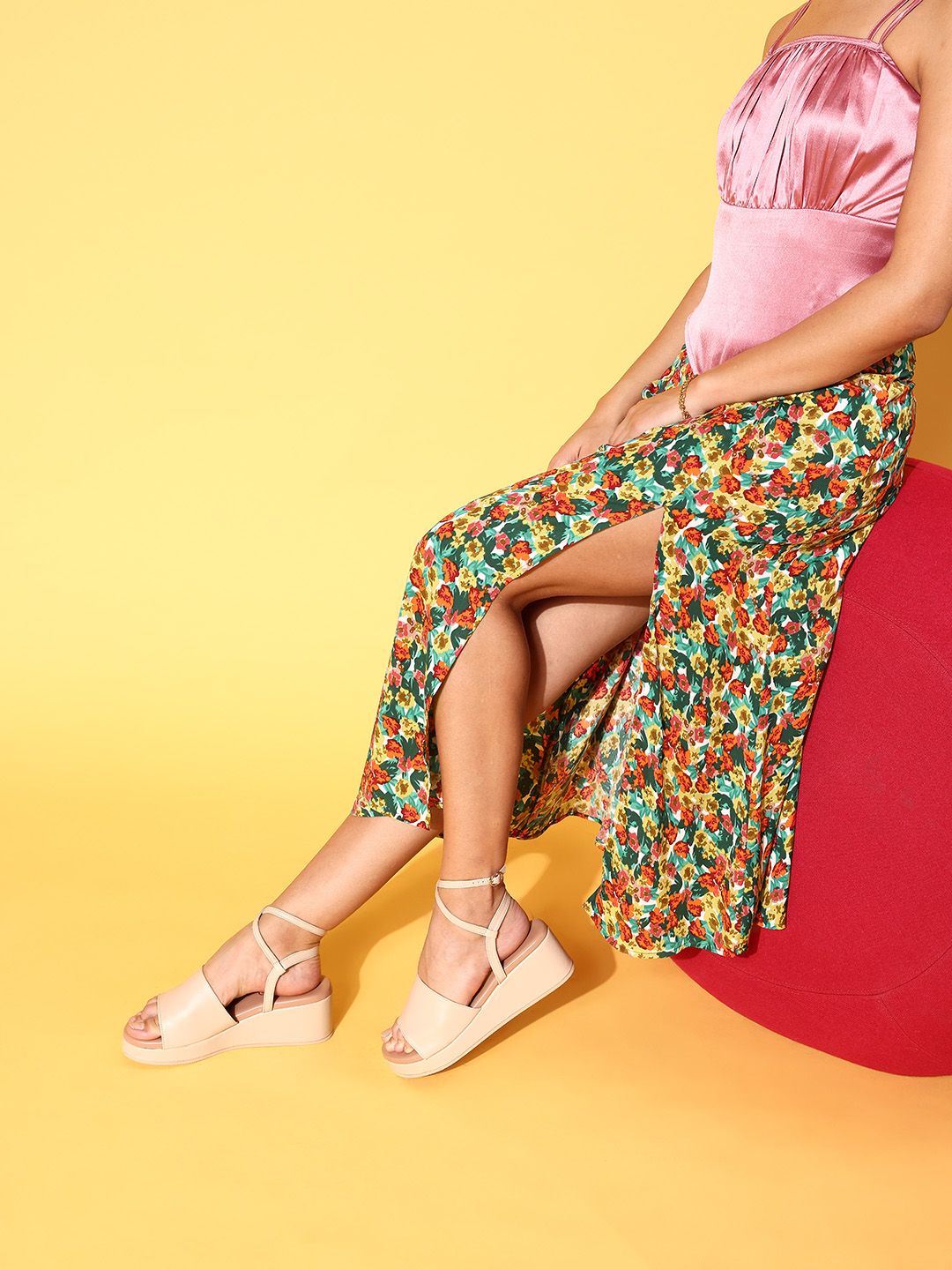 Berrylush Women Green & Red Floral High-Slit Midi A-Line Skirt