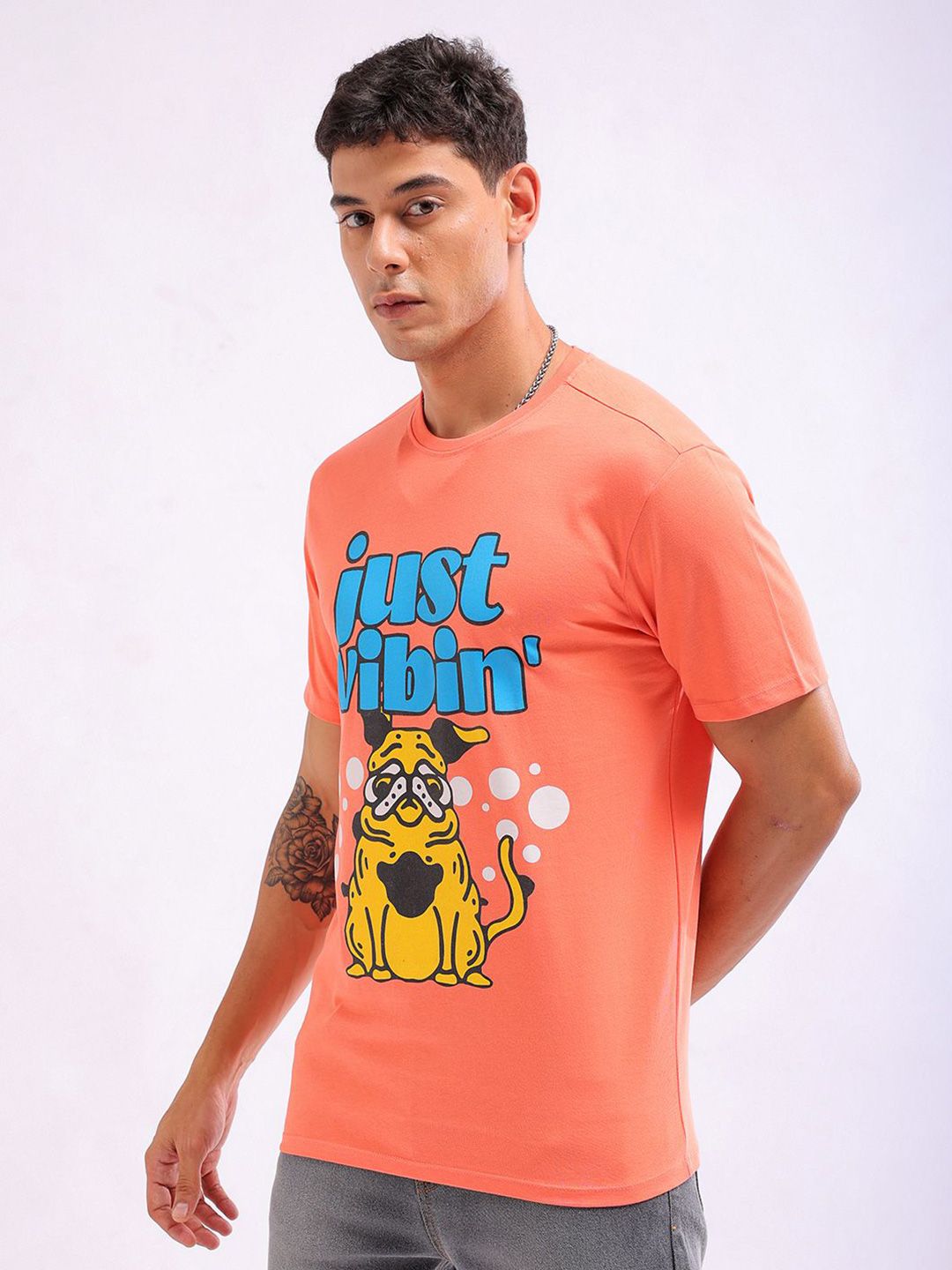The Indian Garage Co Men Typography Printed Round Neck Slim Fit T-shirt