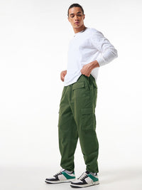 Bewakoof Men Baggy Oversized Cargo Parachute Pants