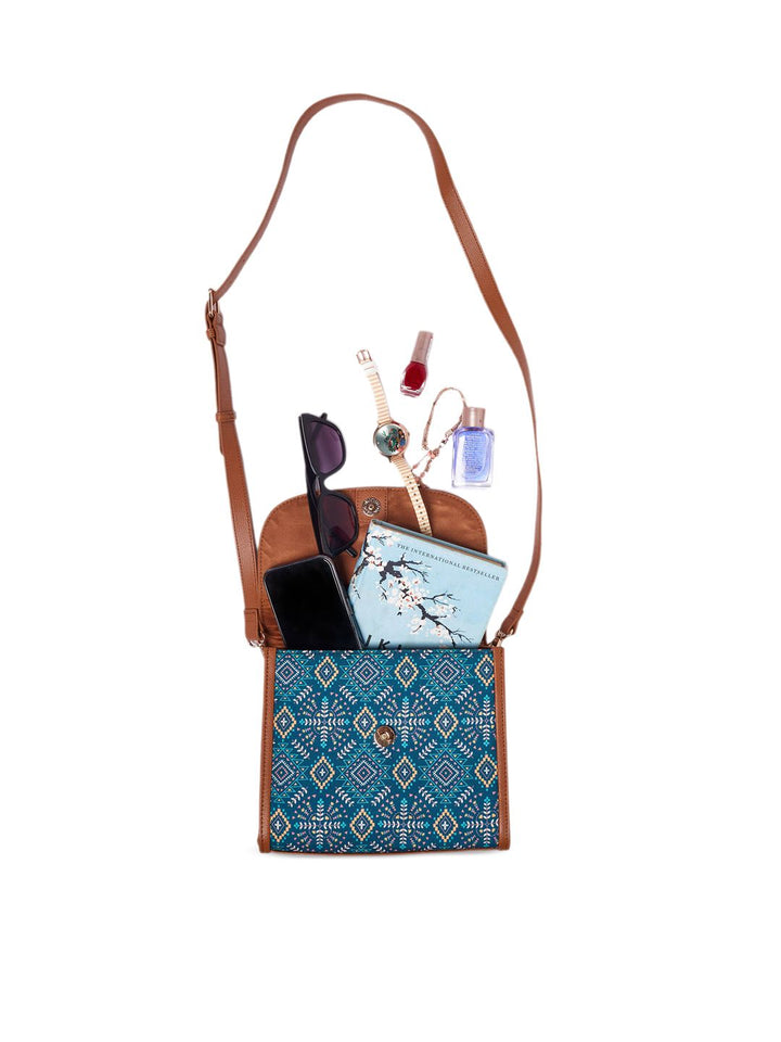TEAL BY CHUMBAK Graphic Printed Sling Bag