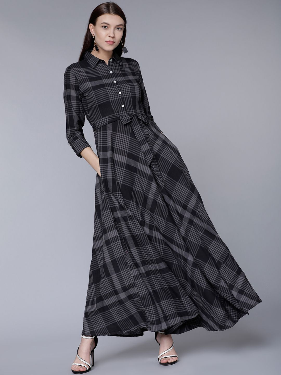 Vishudh Women Black Printed Shirt Maxi Dress