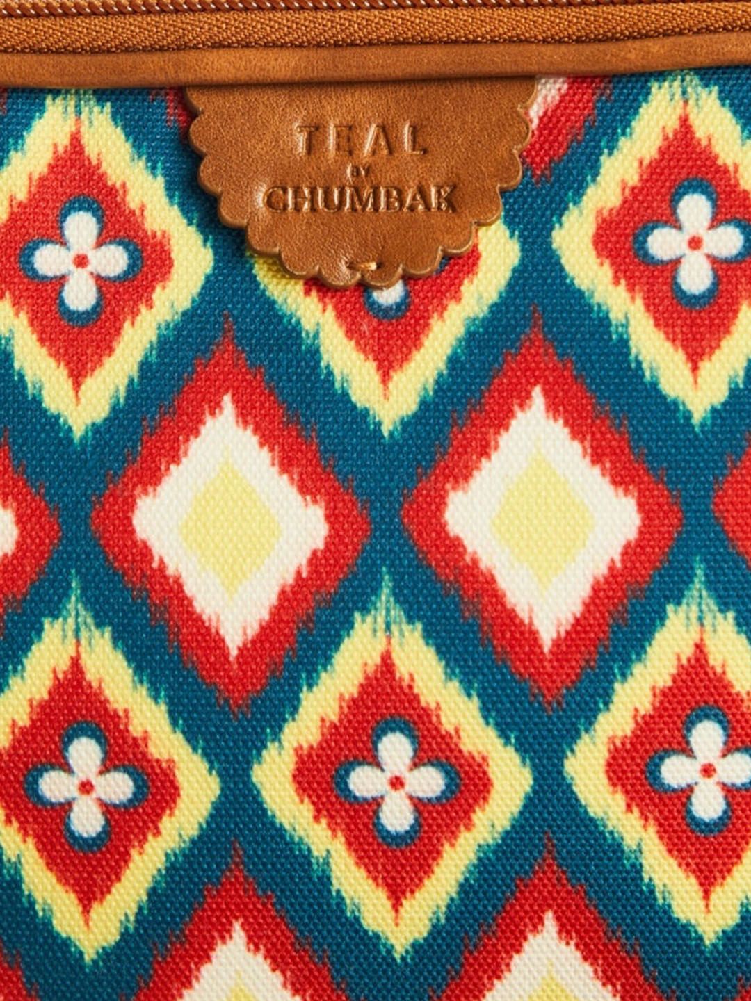 TEAL BY CHUMBAK Textured Swagger Sling Bag