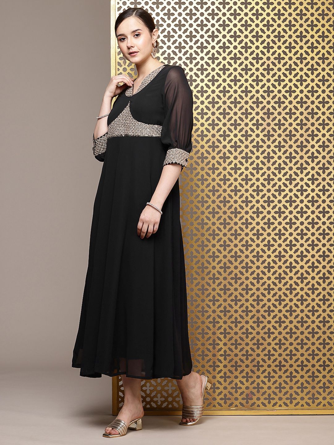 House of Pataudi Embellished A-Line Jashn Midi Party Dress