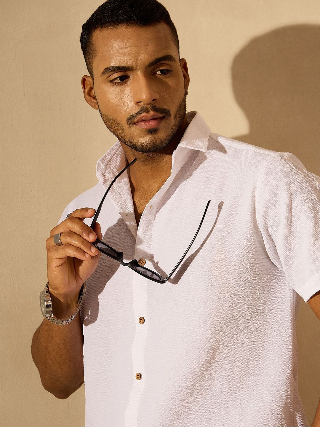 DENNISON Men Solid Spread Collar Oversized Smart Casual Shirt