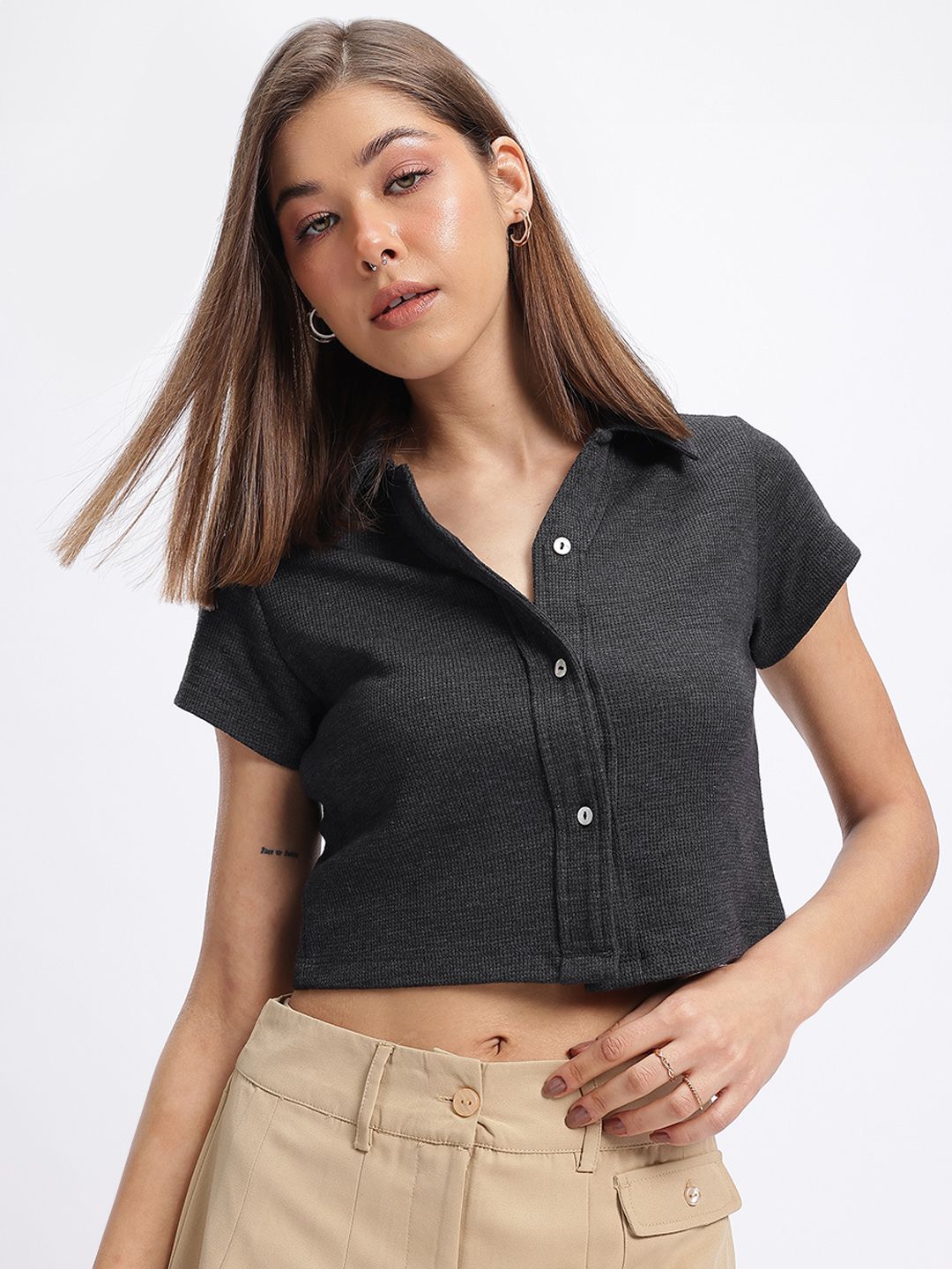 DressBerry Playful Shirt Collar Crop Top