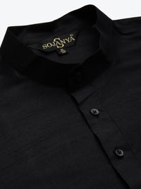 SOJANYA Men Black Kurta with Churidar & Nehru Jacket