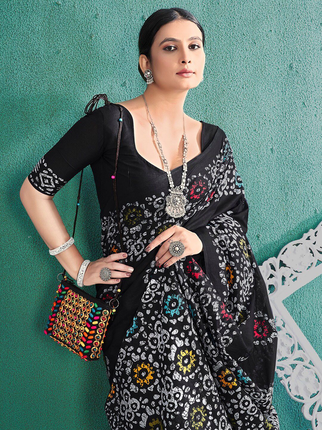 Saree mall Ethnic Motifs Printed Pure Cotton Block Print Saree