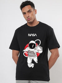 Bewakoof Men Black & White Printed Oversized T-shirt