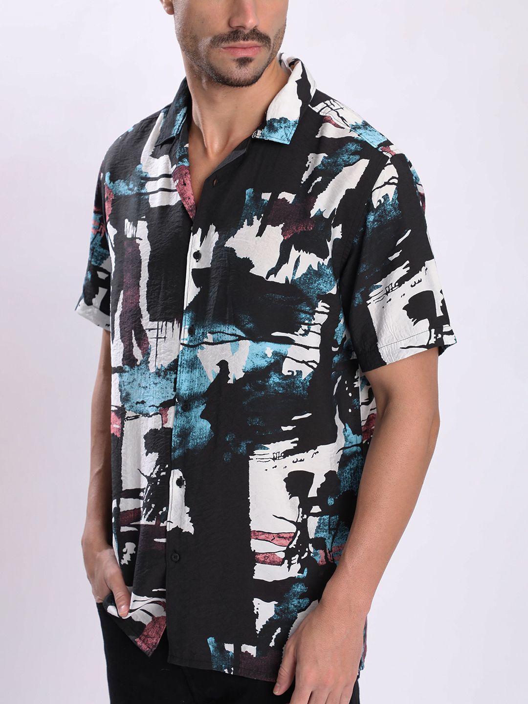 Bene Kleed Men Abstract Printed Cuban Collar Casual Shirt